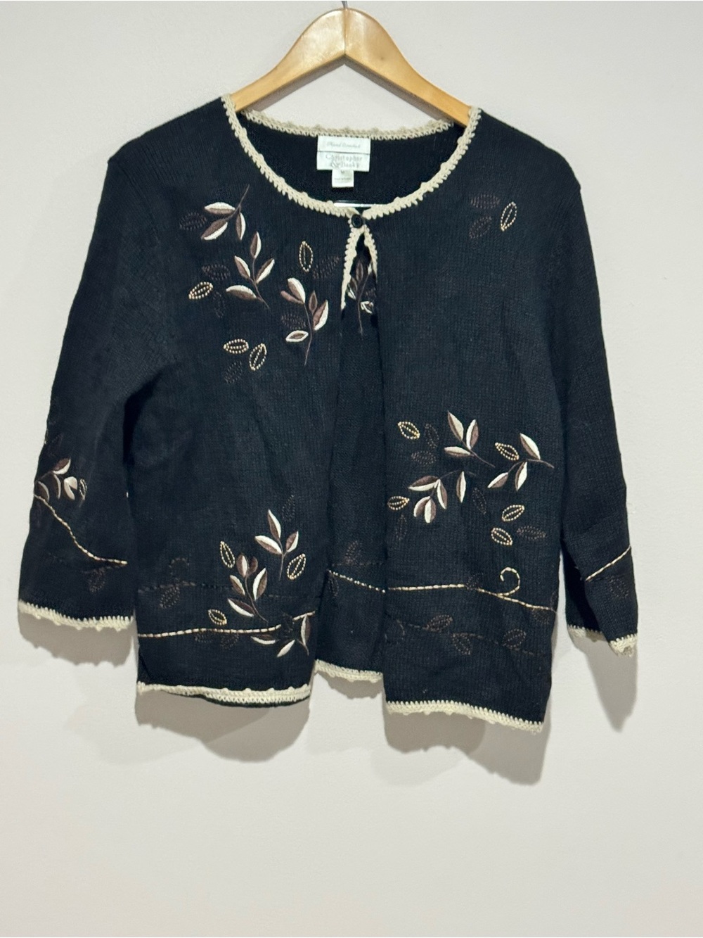 Christopher & Banks Womens M Black Floral Embroidered Knit Cardigan Crew Neck